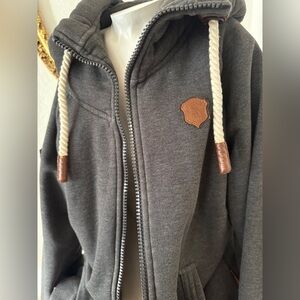 Naketano Black and Cream Label Detail